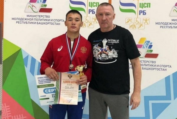Юрий Тапаа и Максим Новичихин - бронзовые призеры первенства России