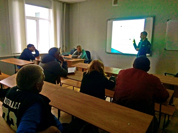 В Алтайском училище олимпийского резерва прошел семинар тренеров по биатлону