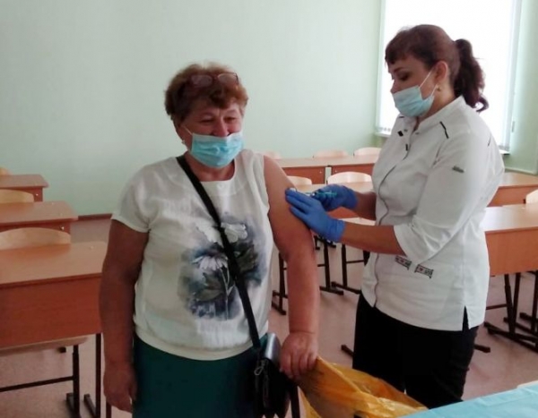 Сотрудники АУОР сделали прививку от коронавируса!