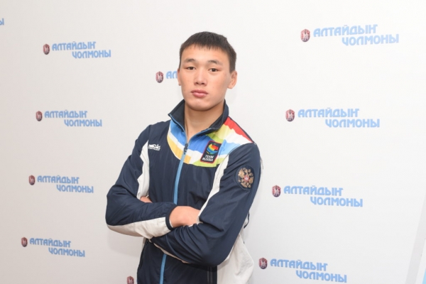 Юрий Тапаа стал бронзовым призёром международного турнира в Румынии