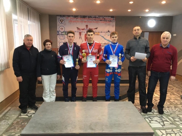 Никита Денисов выиграл четыре медали на сибирском этапе X зимней Спартакиады учащихся России